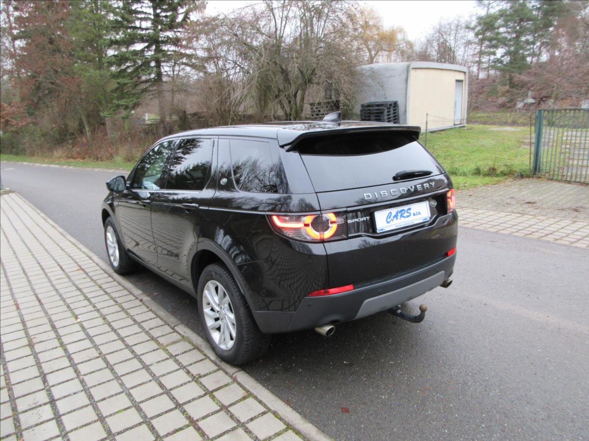 Land Rover Discovery Sport SUV 2,0 l 132 kw