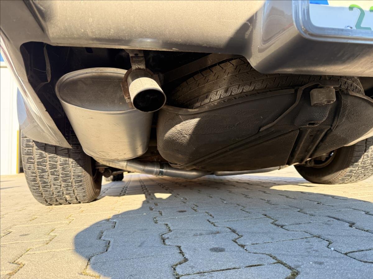 Chevrolet Corvette Kupé 5,7 l 123 kw