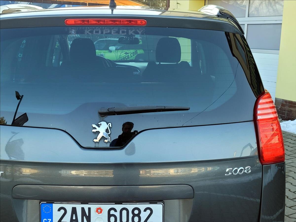 Peugeot 5008 MPV 1,6 l 115 kw