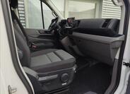 Volkswagen Crafter 18