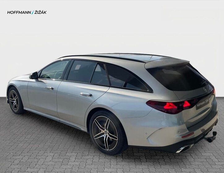 Mercedes-Benz Třídy E Kombi 2,0 l 145 kw