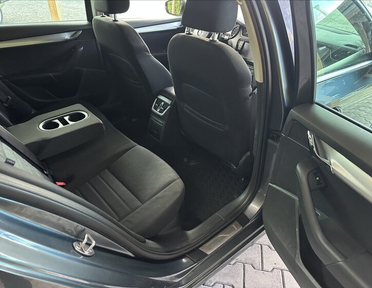 Škoda Octavia Kombi 1,6 l 77 kw