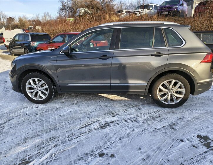 Volkswagen Tiguan SUV / Terénní 2,0 l 110 kw