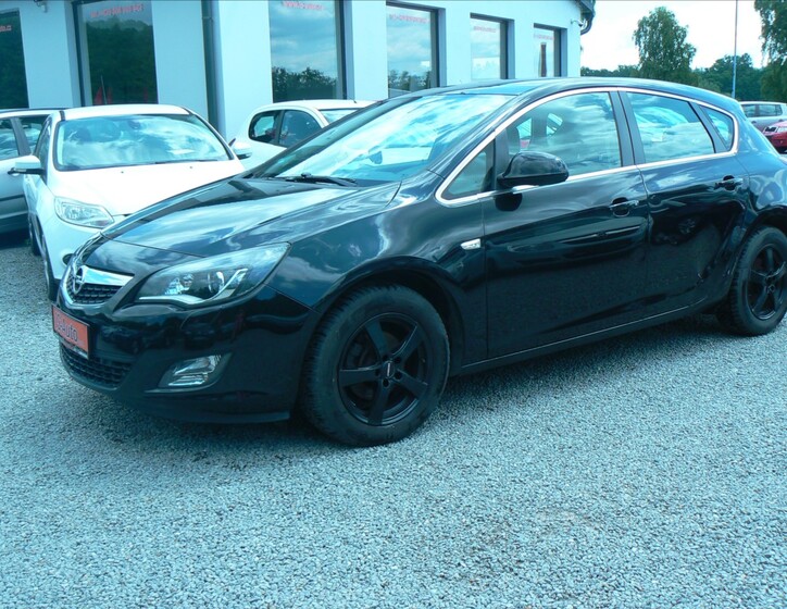 Opel Astra 1