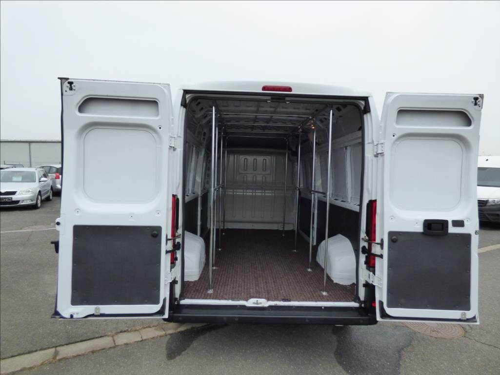 Peugeot Boxer Ostatní 2,2 l 121 kw