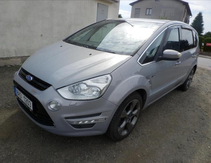 Ford S-MAX 1