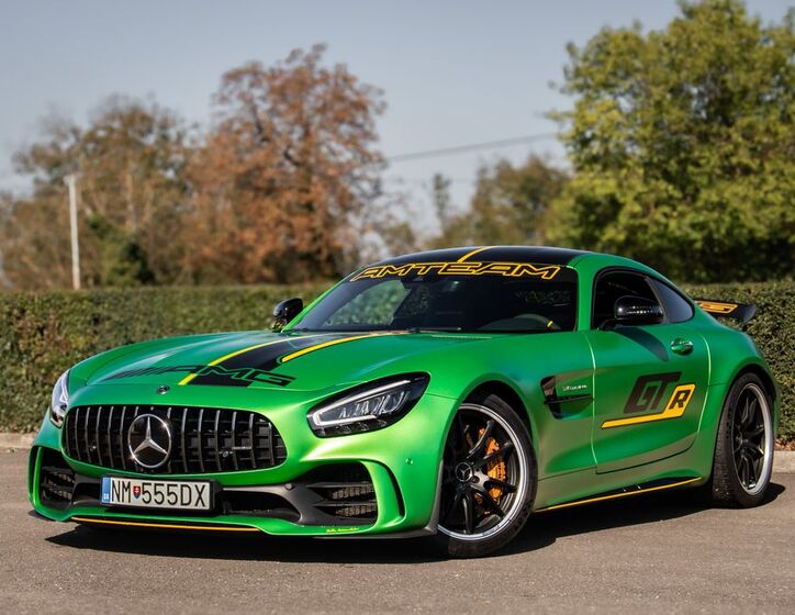Mercedes-Benz AMG GT 1