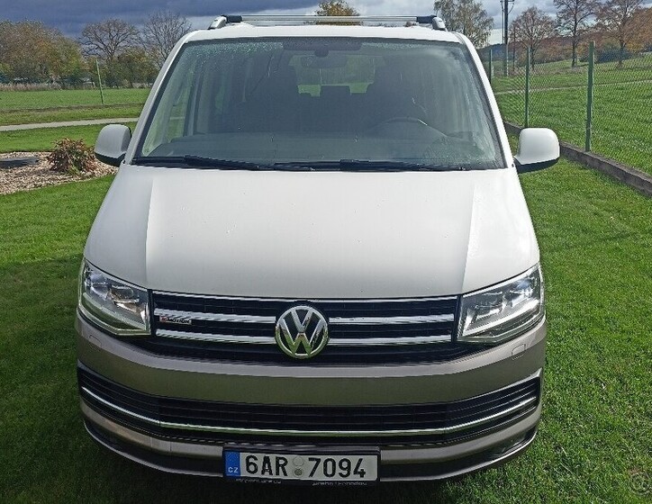 Volkswagen Multivan 9