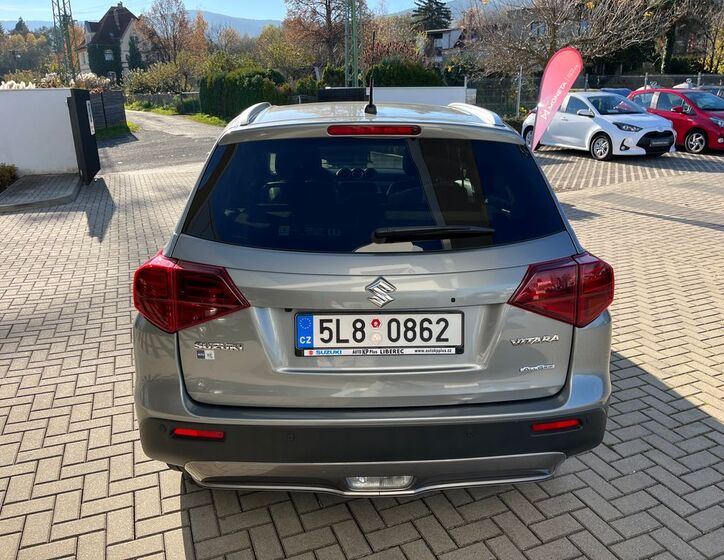 Suzuki Vitara 28