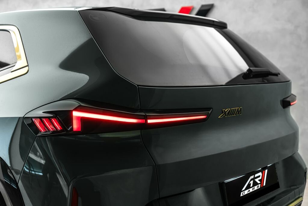 BMW XM SUV 4,4 l 360 kw