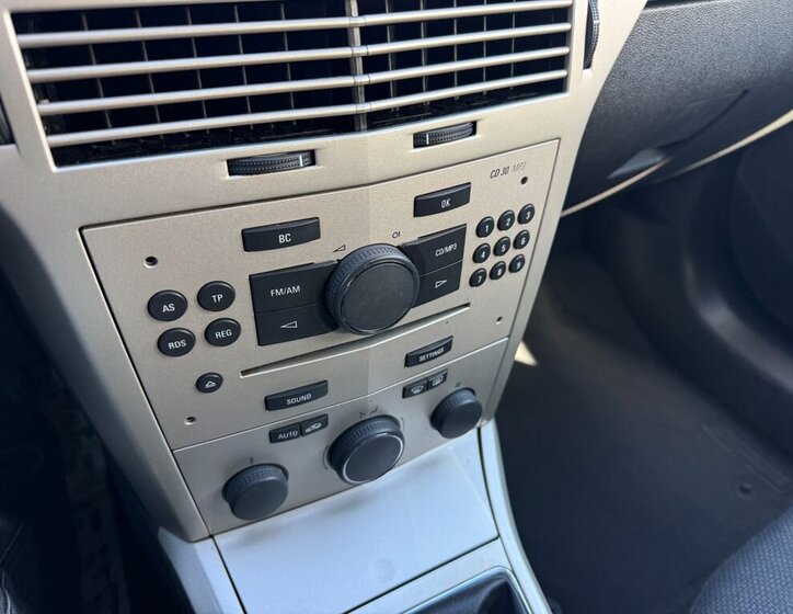 Opel Astra Hatchback 1,6 l 85 kw