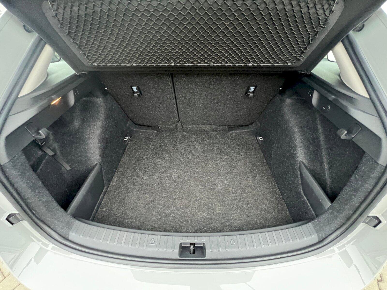 Škoda Scala Hatchback 1,0 l 85 kw