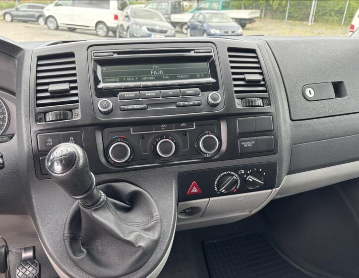 Volkswagen Transporter Skříň 2,0 l 84 kw