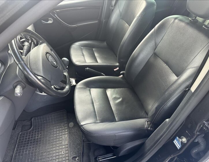 Dacia Duster SUV / Terénní 1,6 l 77 kw