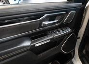 Dodge RAM Pick-up 5,7 l 295 kw