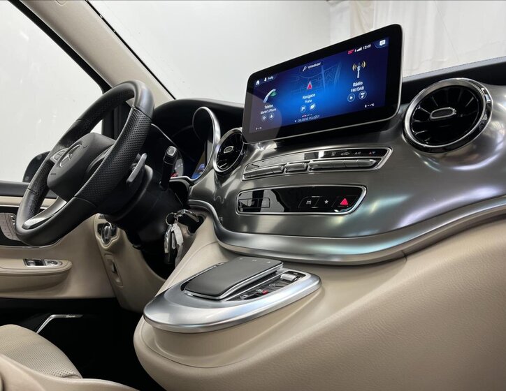 Mercedes-Benz Třídy V MPV 2,0 l 174 kw