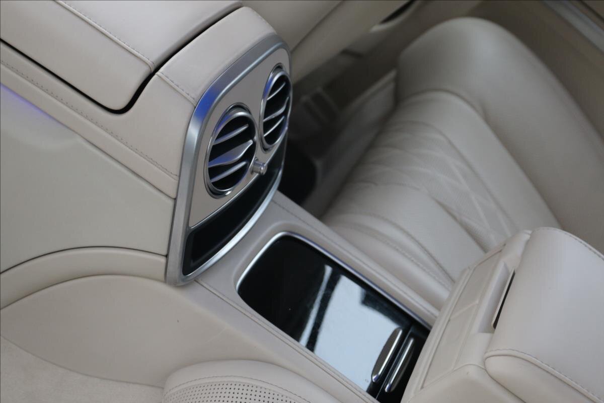 Mercedes-Benz Třídy S Kupé 4,7 l 335 kw