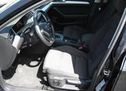 Volkswagen Passat 9