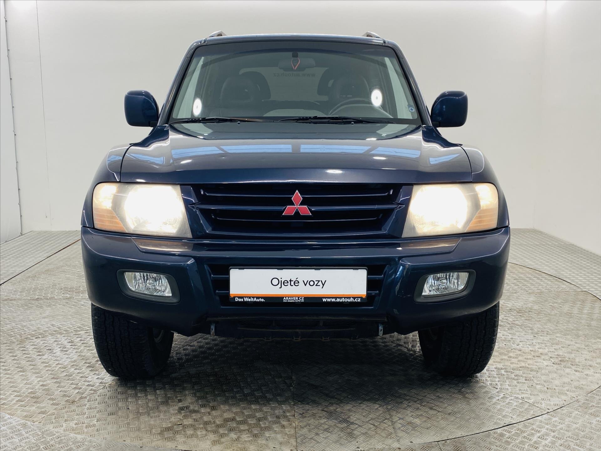 Mitsubishi Pajero SUV / Terénní 2,5 l 85 kw