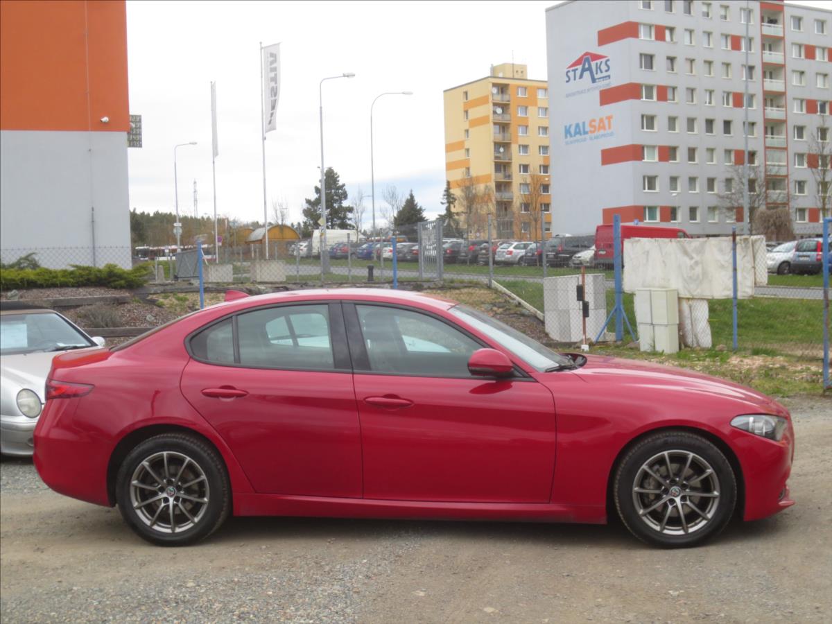 Alfa Romeo Giulia