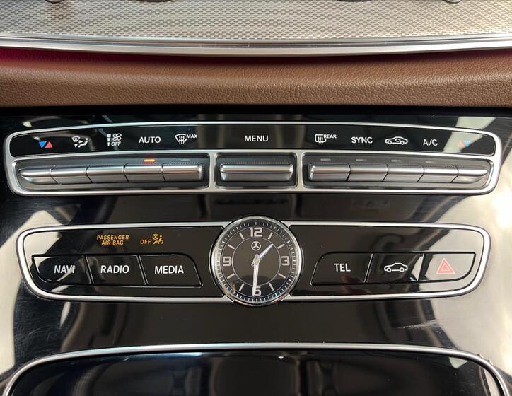 Mercedes-Benz Třídy E 22