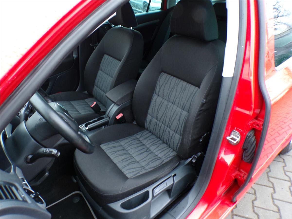 Škoda Octavia Kombi 2,0 l 103 kw