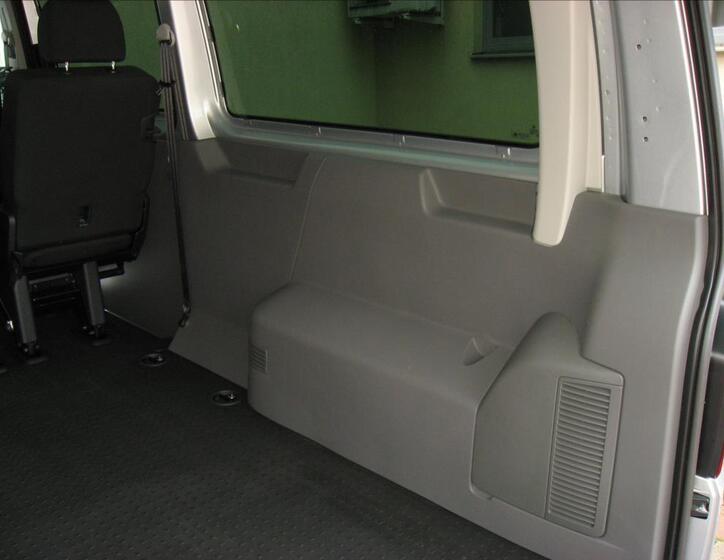 Volkswagen Transporter 42