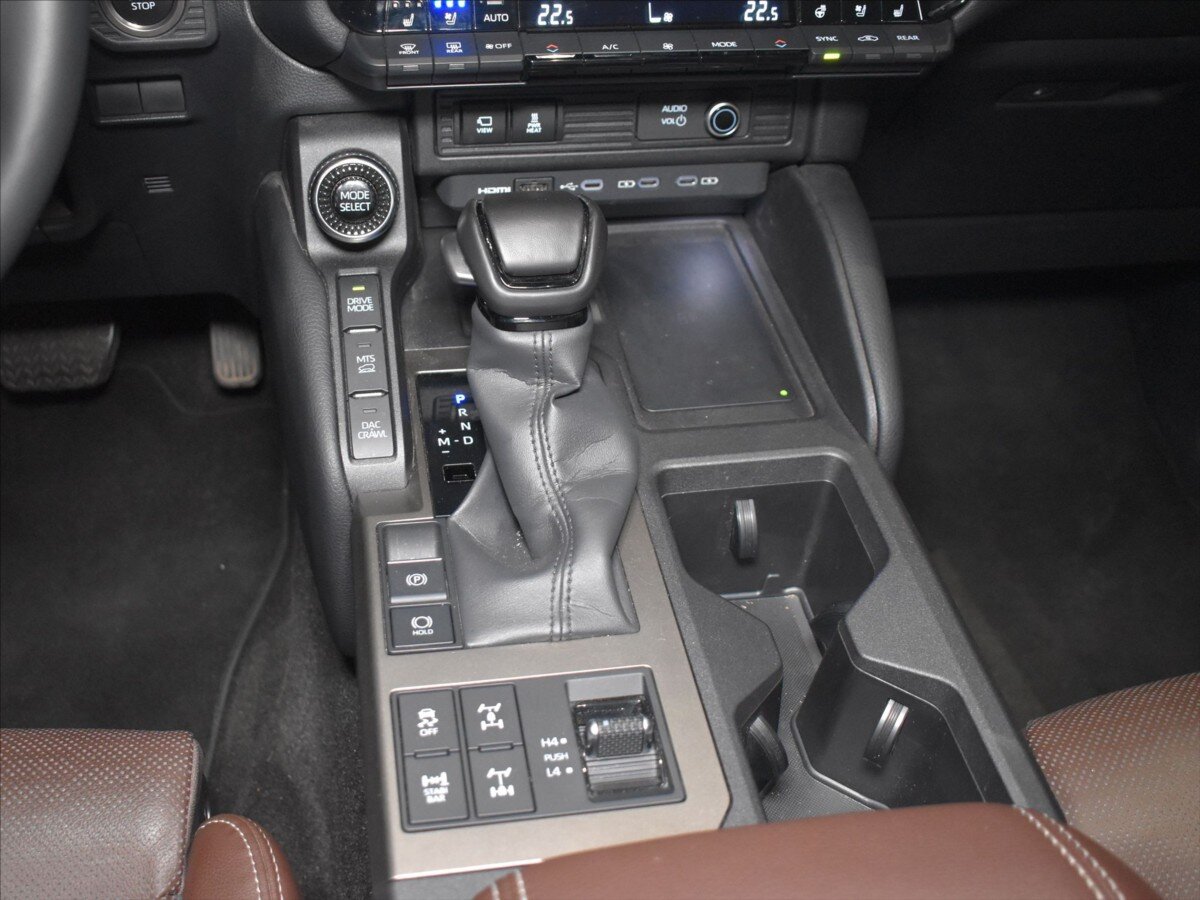 Toyota Land Cruiser SUV / Terénní 2,8 l 151 kw