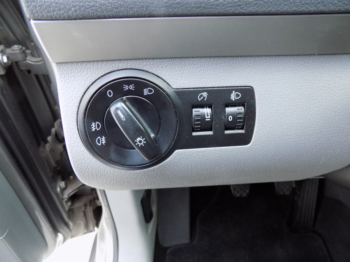 Volkswagen Touran Ostatní 2,0 l 103 kw