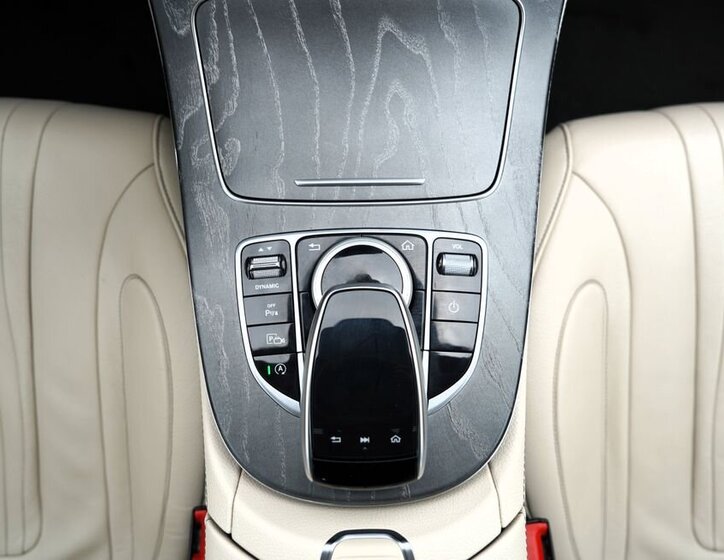 Mercedes-Benz CLS Kupé 3,0 l 270 kw