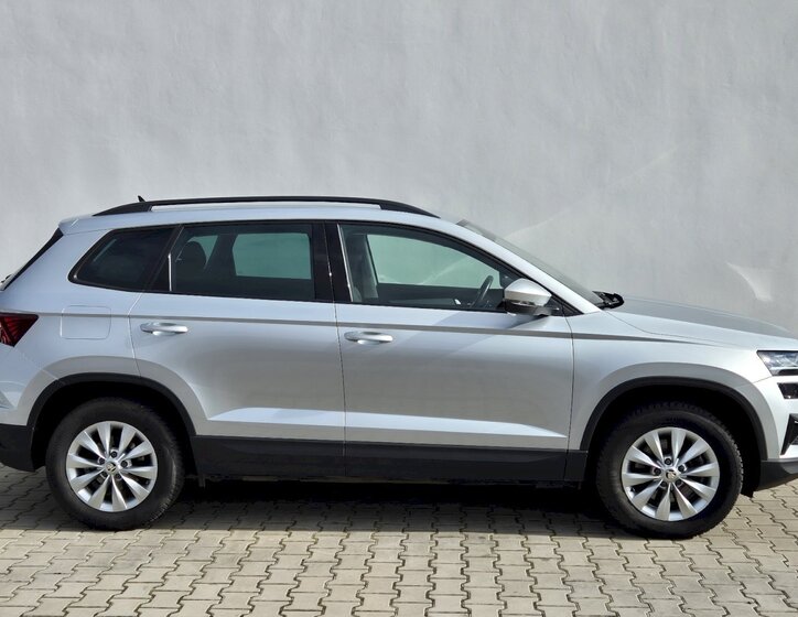 Škoda Karoq SUV / Terénní 1,5 l 110 kw