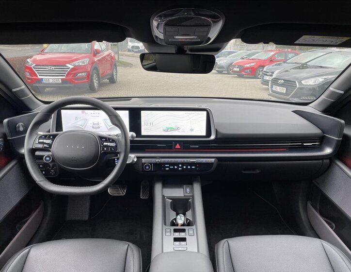 Hyundai Ioniq 6 Sedan / Limuzína 0,0 168 kw
