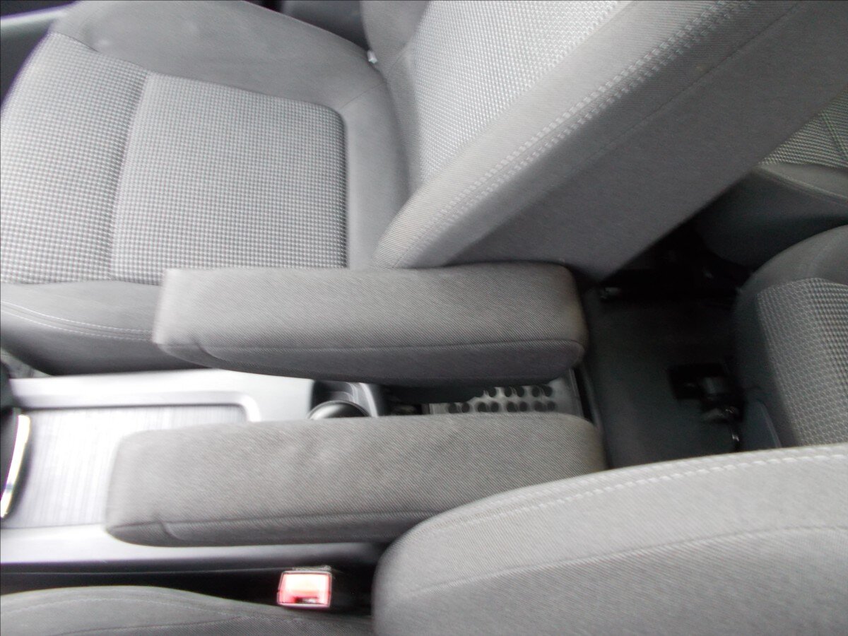 Peugeot 5008 MPV 1,6 l 80 kw