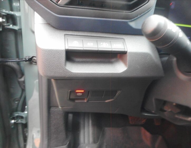 Dacia Duster SUV / Terénní 1,6 l 69 kw