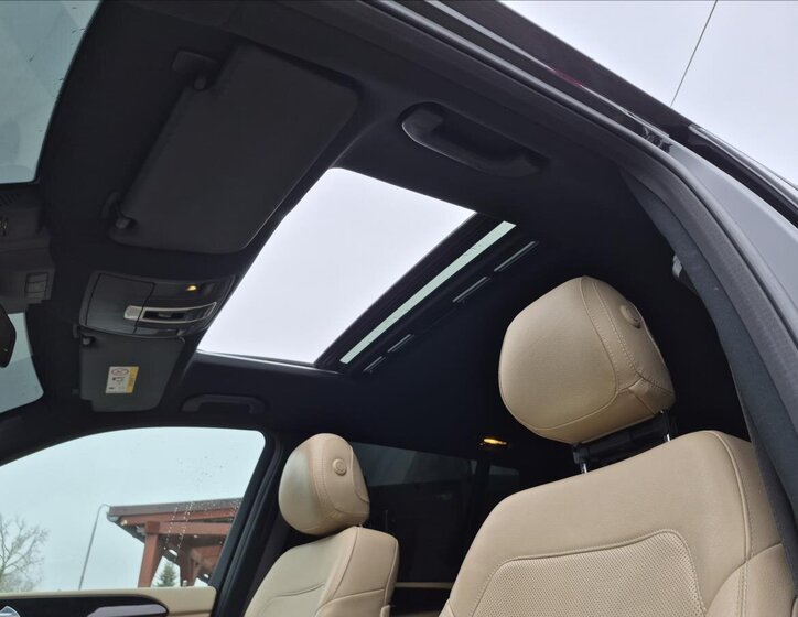 Mercedes-Benz GLS 25