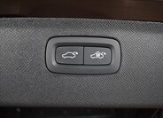 Volvo XC90 SUV / Terénní 2,0 l 335 kw