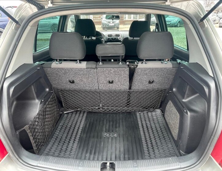 Škoda Fabia Hatchback 1,6 l 77 kw