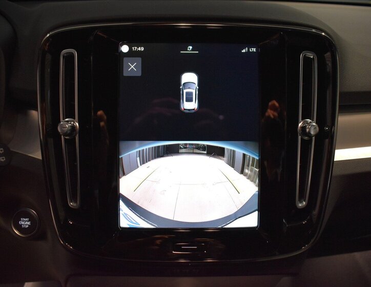 Volvo XC40 SUV 2,0 l 120 kw