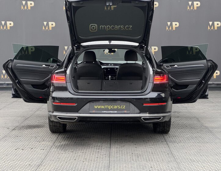 Volkswagen Arteon Liftback 2,0 l 176 kw