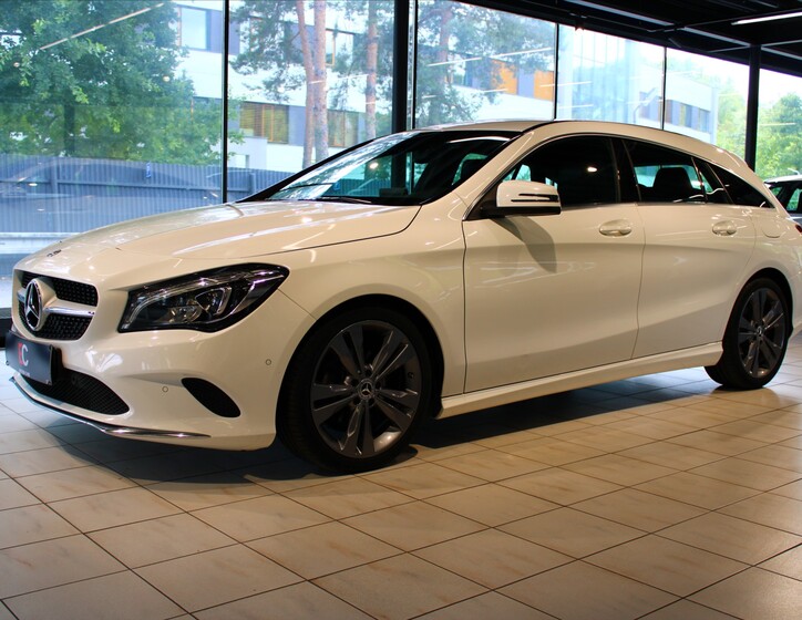 Mercedes-Benz CLA 3