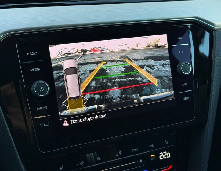 Volkswagen Passat 10