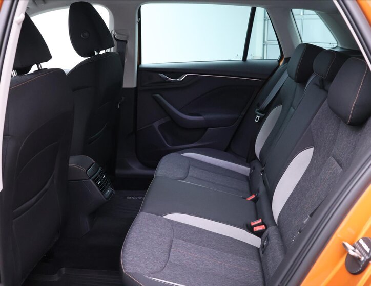 Škoda Kamiq SUV 999,0 81 kw