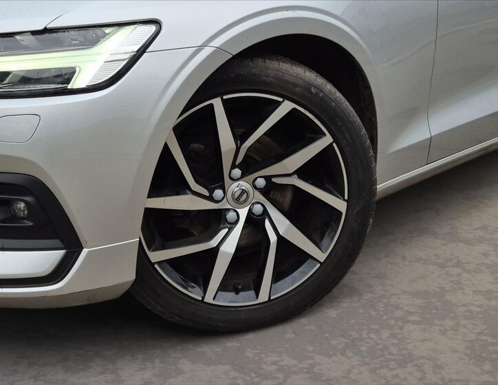 Volvo V60 Kombi 2,0 l 110 kw