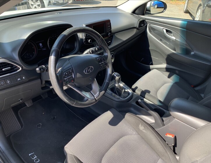 Hyundai i30 10