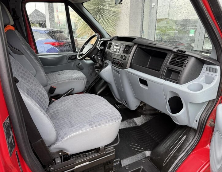 Ford Transit 11