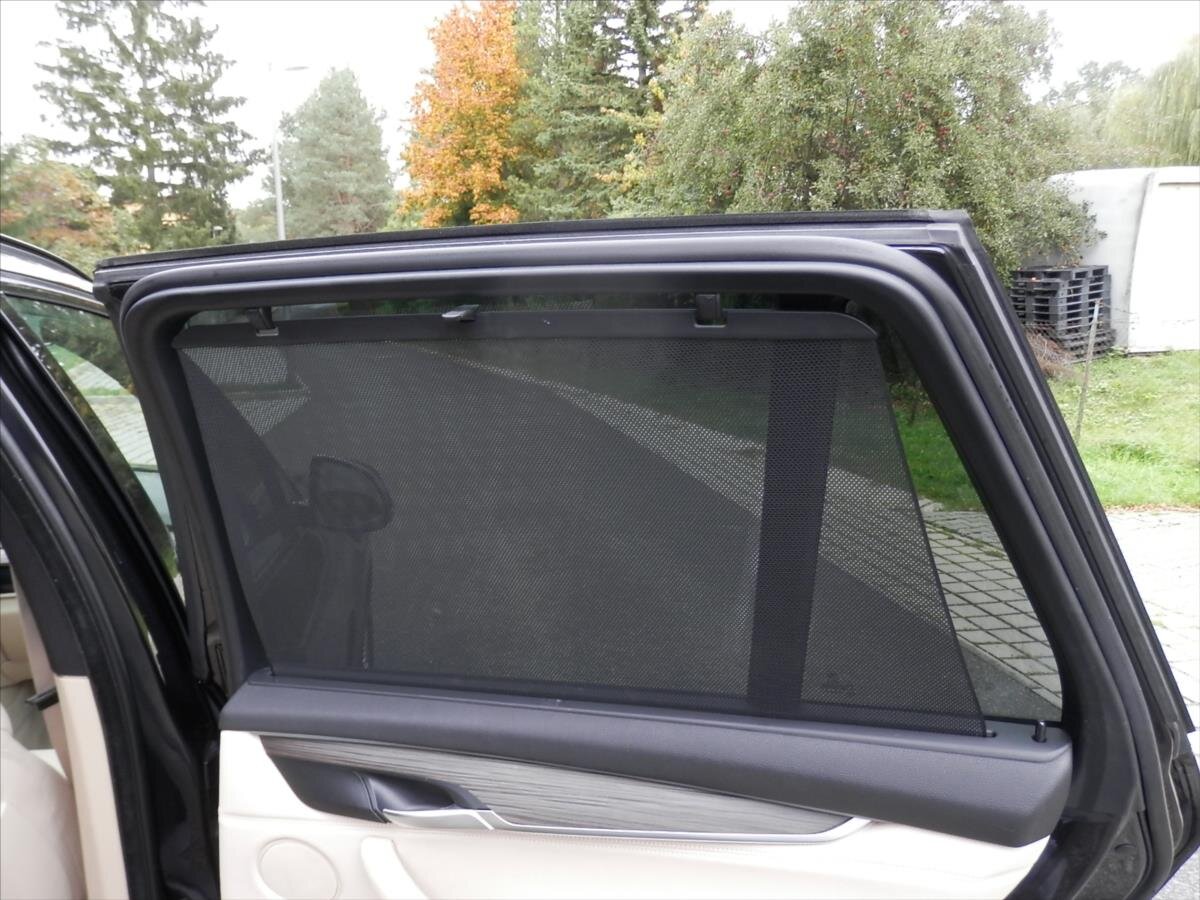 BMW X5 Kombi 3,0 l 190 kw