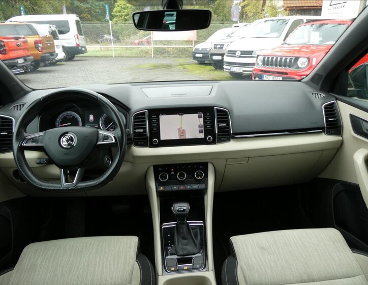 Škoda Karoq SUV / Terénní 1,6 l 85 kw