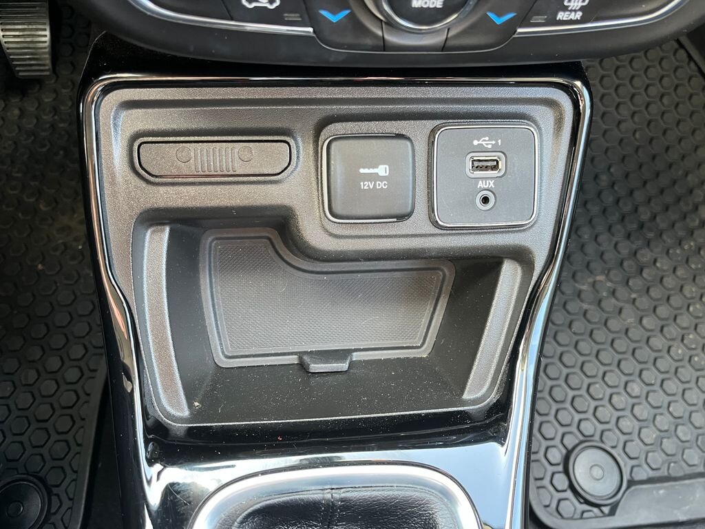 Jeep Compass SUV / Terénní 1,3 l 96 kw