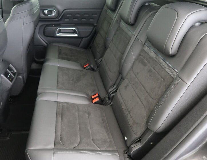 Citroën C5 Aircross SUV / Terénní 1,5 l 96 kw