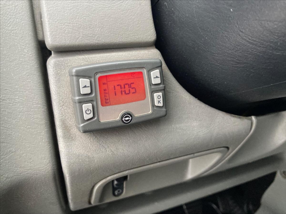Opel Vivaro Ostatní 2,0 l 84 kw
